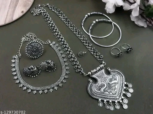 Allure Chic Oxidised Silver Jewellery Set – Elegant Haram & Earrings