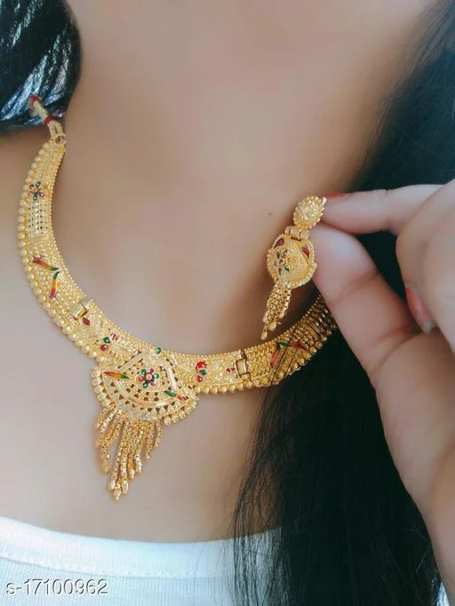 Shimmering Chunky Women Necklaces & Chains - Image 2