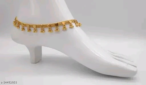 Sizzling Chunky Gold-Plated Women Anklets & Toe Rings