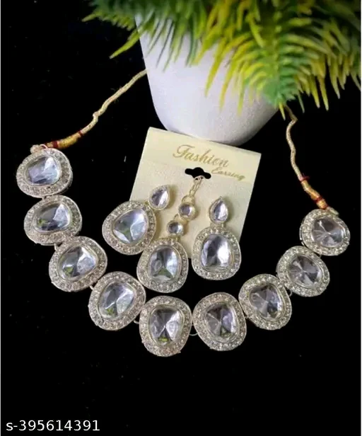 Sizzling Grace Gold-Plated Necklace Set – Elegant Jewelry for Women & Girls